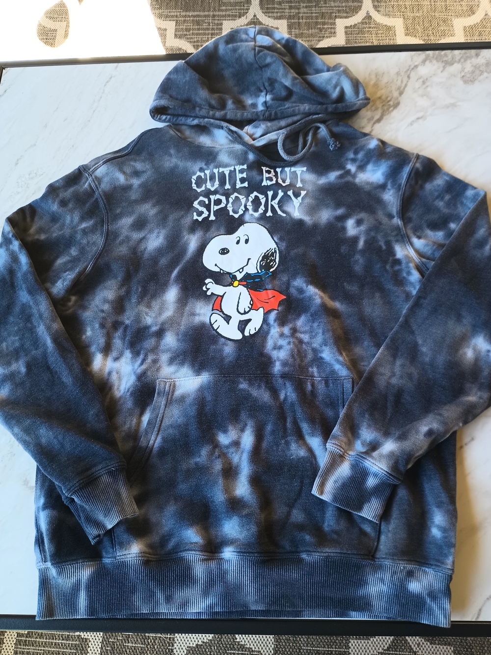 Snoopy Vampire Sweatshirt Peanuts Size M